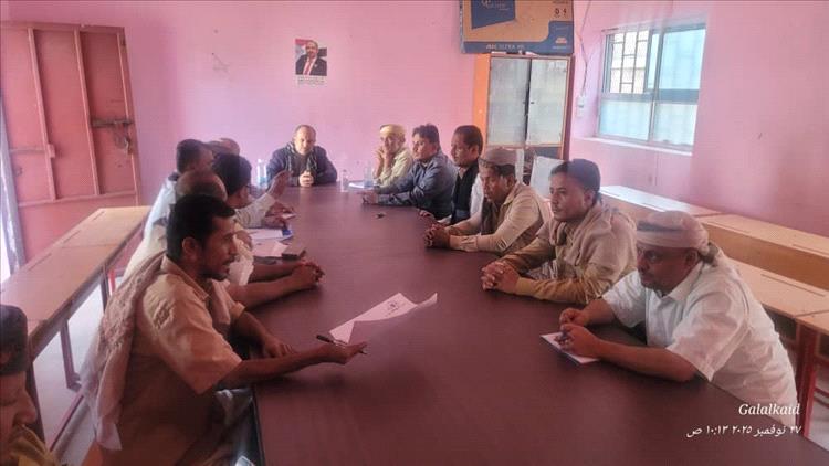 المكتب التنفيذي بمديرية المسيمير يعقد اجتماعه الدوري لشهر نوفمبر 2025