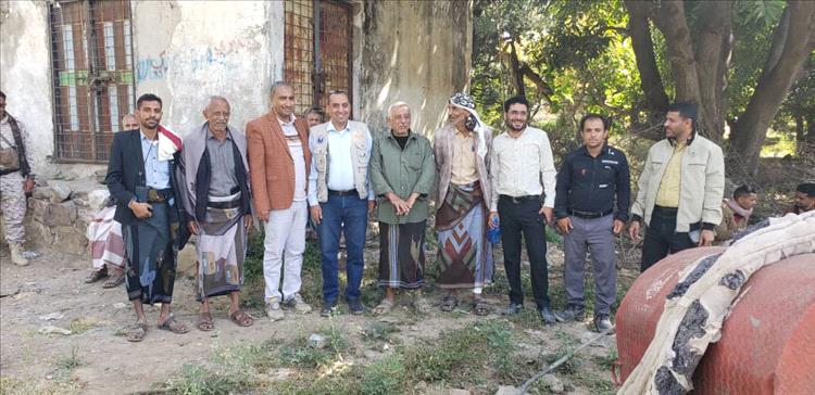 السلطة المحلية بالشمايتين تسلّم موقع مشروع مياه الشمايا الشرقية لبدء تنفيذ أعمال تركيب خط الضخ بتمويل من منظمة كير الدولية