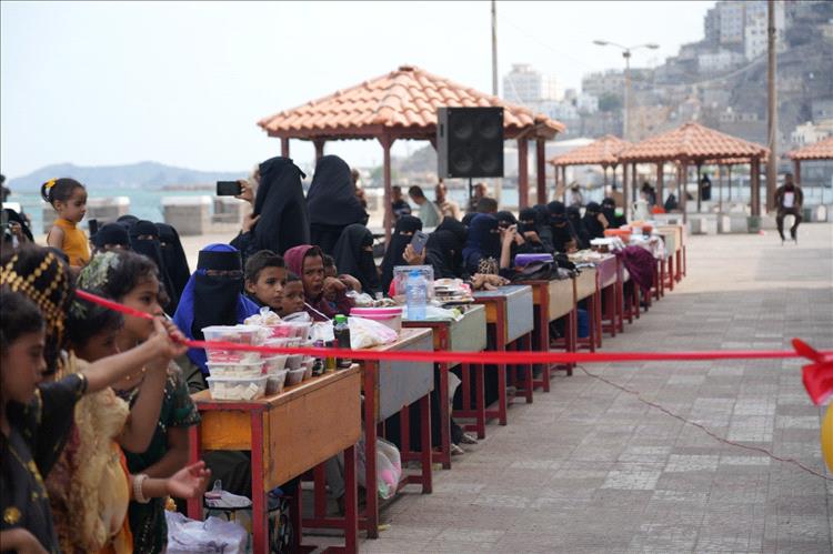 برعاية محافظ العاصمة ومدير عام مديرية التواهي… إقامة بازار الأسر المنتجة احتفاءً بالذكرى الـ58 للاستقلال المجيد