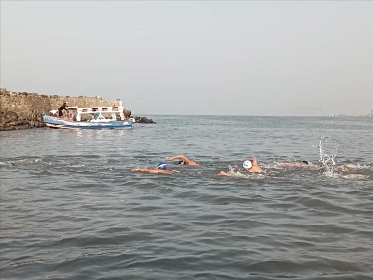 مياه الحديدة تحتضن بطولة النخبة للأندية للسباحة و 20 سبّاحا يحجزون مقاعدهم في النهائي