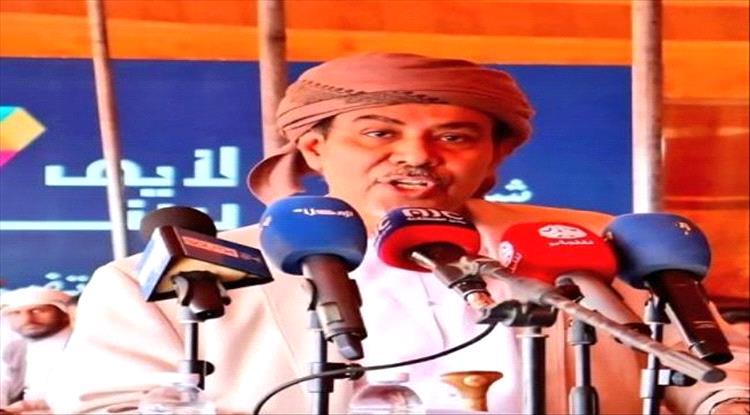 أول تصريح لخالد الكثيري بعد انتخابه رئيسًا لحلف قبائل حضرموت الجديد