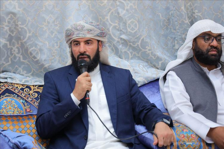 جدة: وكيل وزارة الأوقاف الشيخ مختار الرباش يؤدي واجب العزاء برحيل الداعية البارز الشيخ محمد المقرمي