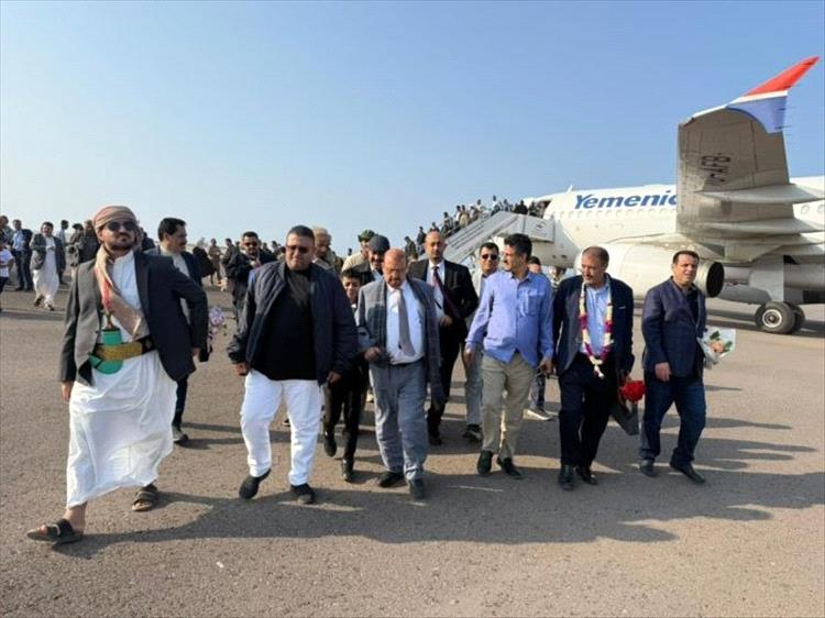 وصول البركاني إلى المخا للمشاركة في الذكرى الثامنة لثورة 2 ديسمبر