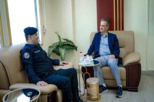 اللواء الركن شلال شايع يبحث مع محافظ العاصمة عدن سبل تعزيز التنسيق الأمني ومكافحة الإرهاب