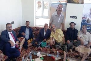 مدير عام قعطبة بكر الشاعري يلتقي اللواء شلال شايع قائد مكافحة الإرهاب باليمن