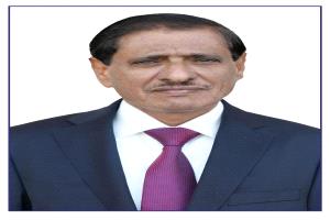 عضو مجلس القيادة الرئاسي البحسني يعزّي بوفاة السيد علي بن محمد الهدار ويشيد بإخلاصه في خدمة القضاء والمجتمع