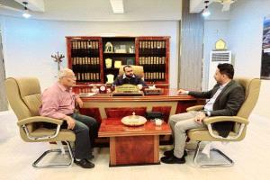 وزير الأشغال يناقش مع رئيس هيئة الأراضي آلية إعداد مخططات الاسكان