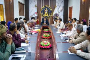 انتقالي عدن يناقش الترتيبات والتحضيرات للاحتفاء بذكرى الاستقلال الوطني 30 نوفمبر