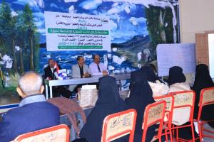 نائب مدير مكتب التربية يدشن مشروع المكافآت المالية لـ 255 معلما ومعلمة في مديرية القاهرة بتعز