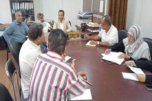 اجتماع لمتابعة مستوى تنفيذ مشاريع البرنامج الاستثماري بمديرية صيرة بعدن