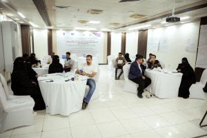 مؤسسة مسارات السلام تنفذ ورشة نقاشية للشباب المدافعين عن حقوق الإنسان بالمكلا