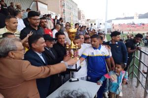 نادي الطيران يهزم نجوم منتخب عدن بركلات الترجيح في حفل إشهاره بملعب الحبيشي