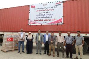 الإمداد الدوائي يتسلم شحنة أدوية ومستلزمات طبية مقدمة من تركيا