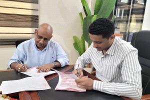 اتفاق شراكة إعلامية بين مؤسسة عدن الغد وبنك بن دول للتمويل الأصغر الإسلامي