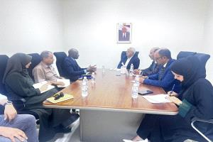 نائب وزير الخارجية يبحث مع منظمة (الفاو) تدخلاتها في مجالات الأمن الغذائي والتنمية الزراعية