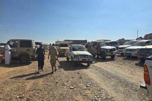 تدفّق المئات إلى هضبة حضرموت تلبيةً لدعوة الشيخ عمرو بن حبريش لعقد اجتماع حاسم