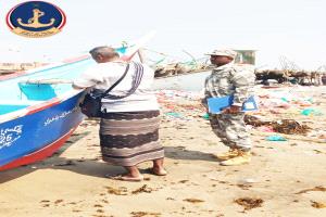 خفر السواحل وهيئة المصائد بأبين تواصلان تنفيذ خطة ميدانية لحصر وترقيم قوارب الصيد