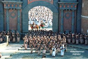 فتحي بن لزرق يستعيد ذكريات صنعاء قبل الحرب: مدينة كانت تتجه للمستقبل ثم أعادتها الفوضى قرنًا إلى الوراء