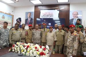 الماجستير بمرتبة الشرف للعقيد الركن رامي الصميدي من الأكاديمية العسكرية العليا بعدن