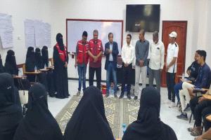 اختتام الدورتين التدريبتين في الإسعافات الأولية لطلاب كلية علوم الرياضة بجامعة سيئون