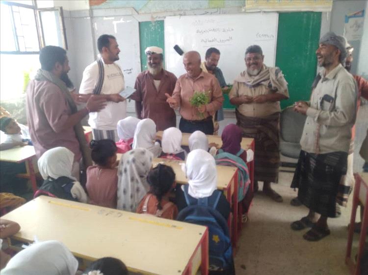 مدير تربية لودر يتفقد التعليم بمجمع لجدل التعليمي ويكلّف إدارة جديدة لمدرسة أبناء الريف