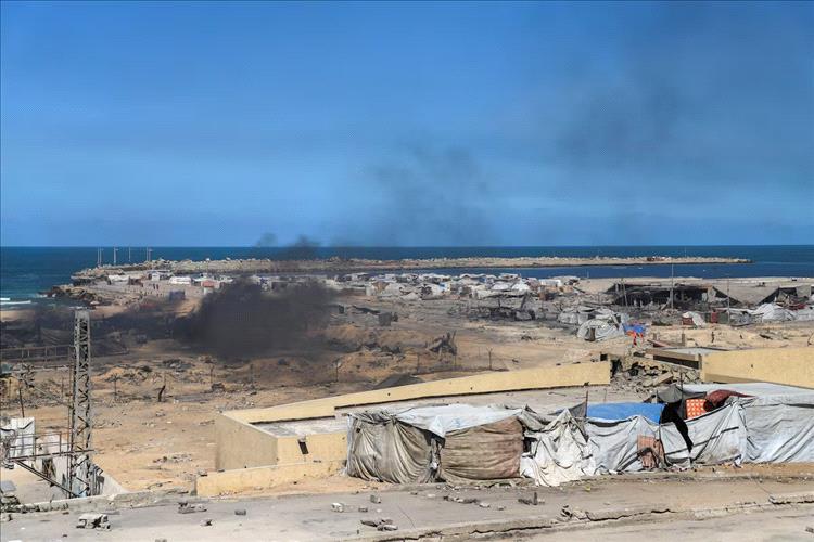إسرائيل تغلق الطريق الرئيسي إلى مدينة غزة وتعطي السكان فرصة أخيرة للمغادرة