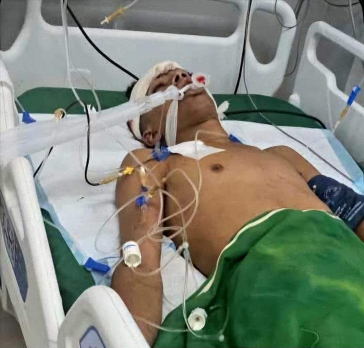 وفاة طفل متأثراً بإصابته في حادثة اغتيال مديرة صندوق النظافة بتعز