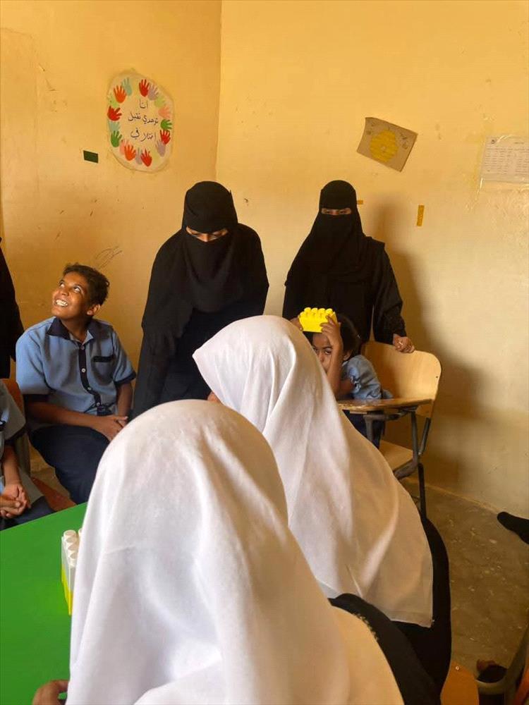 مركز همم لذوى الإعاقة يستضيف د. تماني باوزير اخصائية العلاج الطبيعي