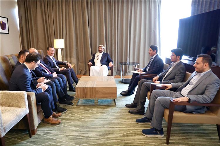 اللواء سلطان العرادة يبحث مع السفير التركي آفاق تطوير العلاقات الثنائية والتعاون المشترك