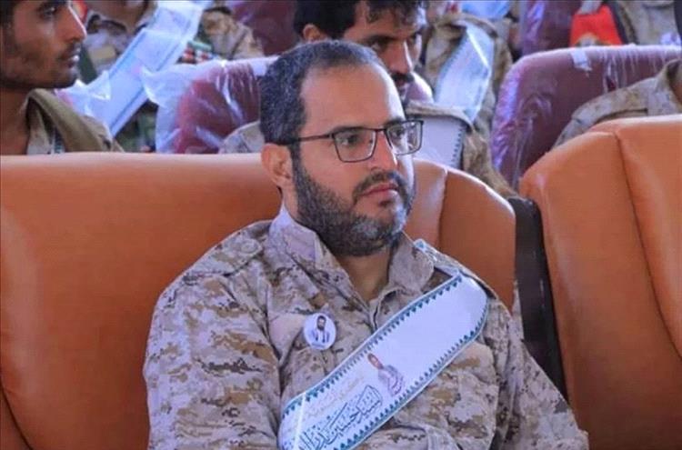 انشقاق قائد لواء حوثي وانضمامه إلى القوات الحكومية في تعز