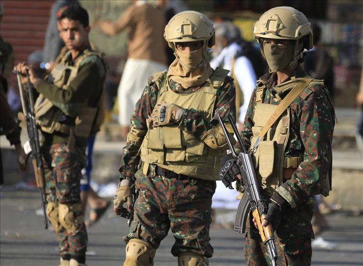الحوثي يتعهد تكثيف التجنيد ويزعم الانتصار على أميركا وإسرائيل