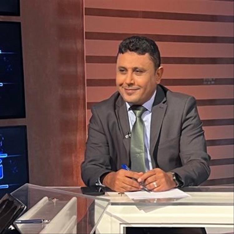 ياسر اليافعي يحذّر المستثمرين من شراء الأراضي والأحواش المنهوبة في عدن عبر استغلال النفوذ