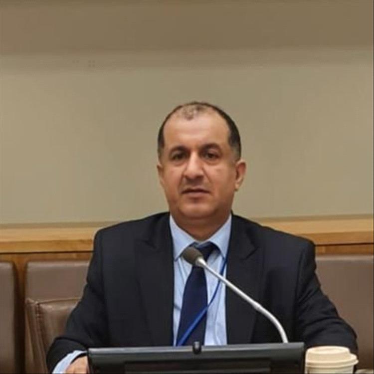 عبدالعزيز العقاب: تجاهل الحل السياسي سيدفع القوى العالمية لدعم الصراع