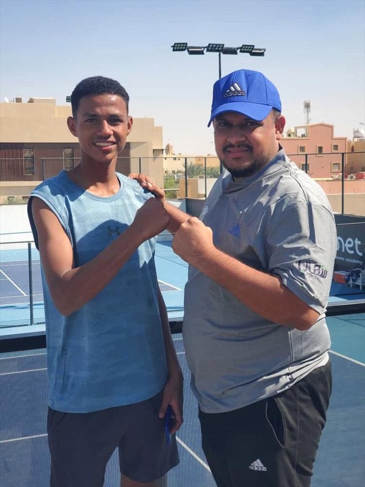 محمد عادل يتأهل إلى ربع نهائي البطولة الآسيوية للتنس الأرضي