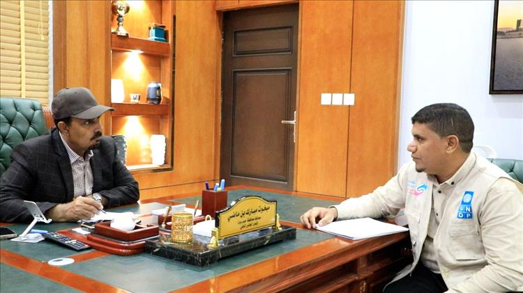 محافظ حضرموت  يطلع على مخرجات مشروع "ترابط" للمشاركة المجتمعية من أجل السلام والأمن