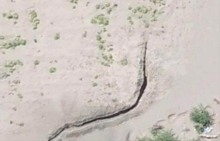 الحوثيون يُعيدون حفر شبكة أنفاق وتحصينات حول مدينة وميناء الحديدة