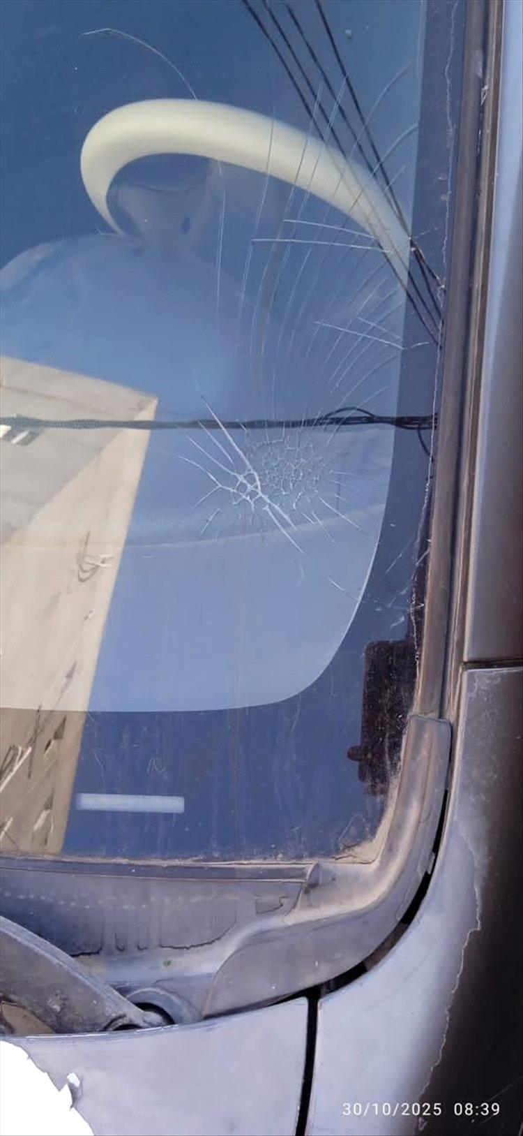 مسلحون يعتدون على المحامي فواز العويضاني في عدن ويحاولون اختطافه بعد خلاف بسيط على موقف سيارة