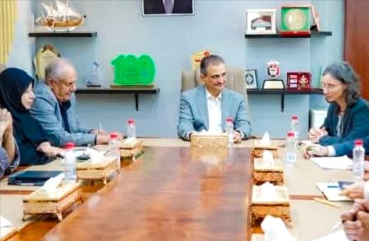 محافظ عدن يبحث مع السفيرة الفرنسية سُبل دعم المشاريع المستدامة والاستجابة لاحتياجات المجتمع المحلي