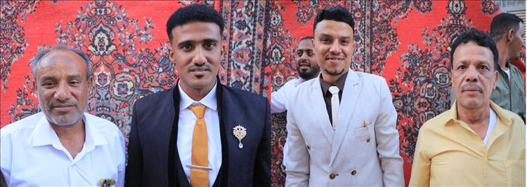 الاستاذان الإعلامي القدير احمد والتربوي كرامة أبناء محفوظ بن زيدان يحتفيان بزواج أولادهم