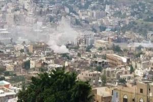 مقتل مواطن وإصابة فتاة جراء أعمال قنص ولغم حوثي في تعز