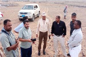 `"بروم ميفع" فريق هندسي من "UNOPS" يزور المواقع المقترحة لإنشاء مشروع الطاقة الشمسية وتقييم مشاريع الكهرباء الاهلية