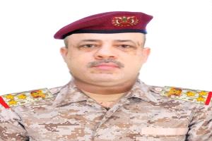 قائد اللواء 39 مدرع يُهنئ وزير الدفاع وقائد المنطقة ومحور أبين العملياتي بذكرى 14 أكتوبر