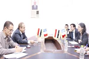 الوصابي يبحث مع السفيرة الفرنسية تفعيل مراكز اللغة الفرنسية وتعزيز التعاون الثنائي