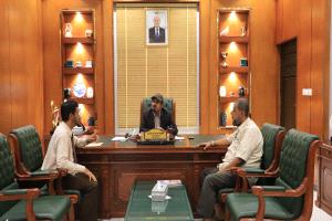 محافظ حضرموت الأستاذ مبخوت مبارك بن ماضي يطلع على نشاط مكتب الجمارك وجمرك الشحر