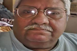 جمال عبادي: “الجموع خرجت جائعة من أجل وطنها.. فلا تجعلوها وسيلة لثرائكم”