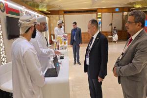 الوزير الاشول يزور المعرض الخليجي الصناعي ويطّلع على أبرز الابتكارات والفرص الاستثمارية