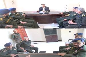 محافظ أبين يناقش مع اللجنة الأمنية بوزارة الداخلية الأوضاع الأمنية وسبل تعزيز أداء الأجهزة الأمنية