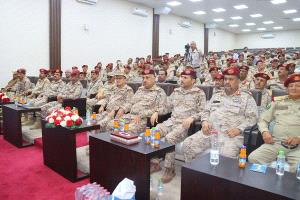وزير الدفاع يشهد تدشين البطاقة الإلكترونية للهيئات والدوائر والمنطقة العسكرية الرابعة