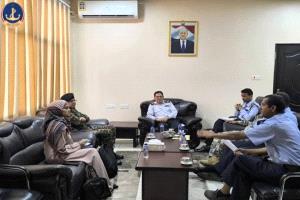مصلحة خفر السواحل يبحث مع الملحق العسكري الهندي تعزيز التعاون المشترك