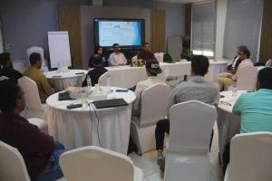 اختتام فعاليات الدورة التدريبية لمسؤولي بيانات برنامج النظام الالكتروني للإندار المبكر بالمكلا
